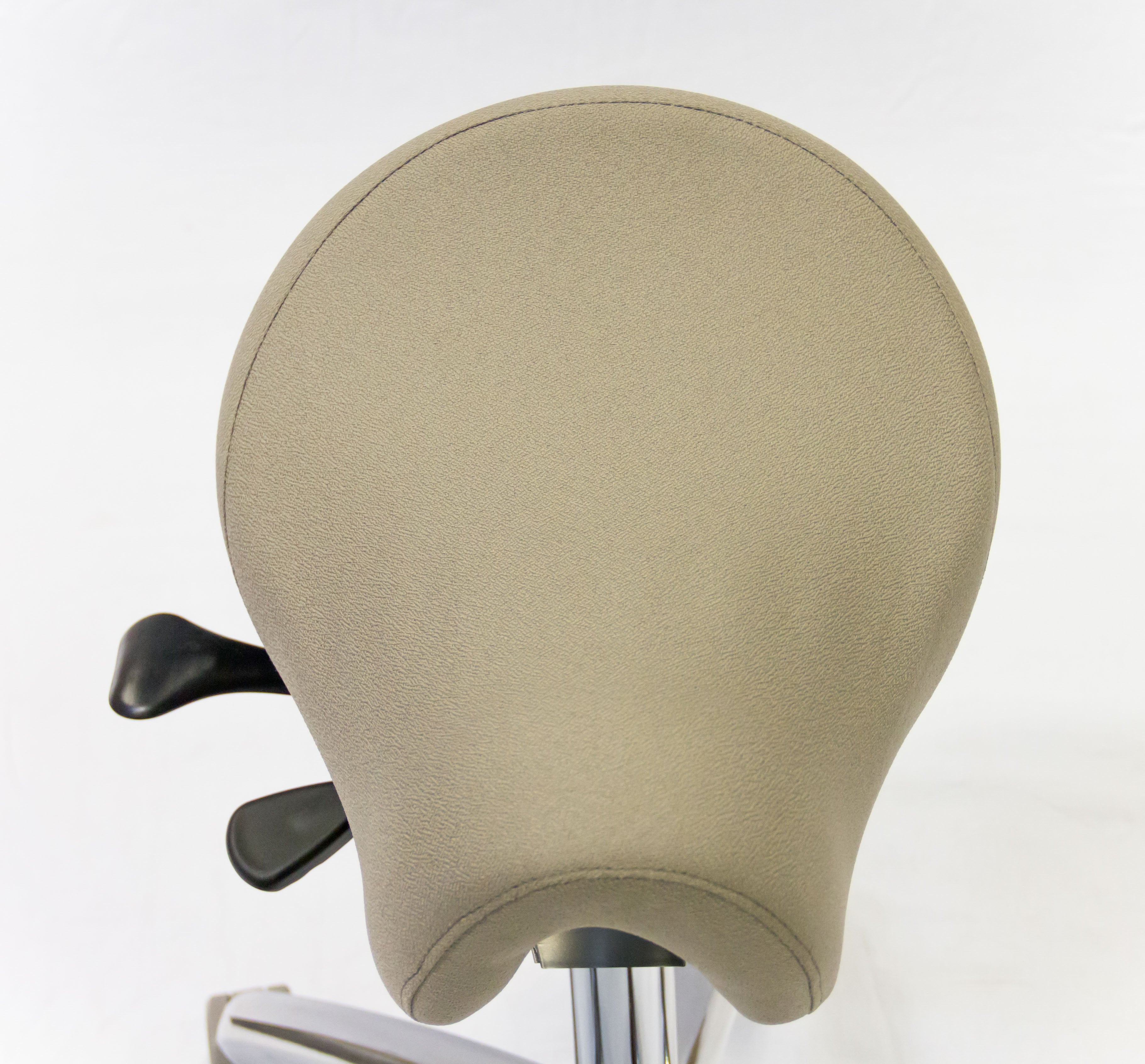 Western Saddle Sit-to-Stand Chair